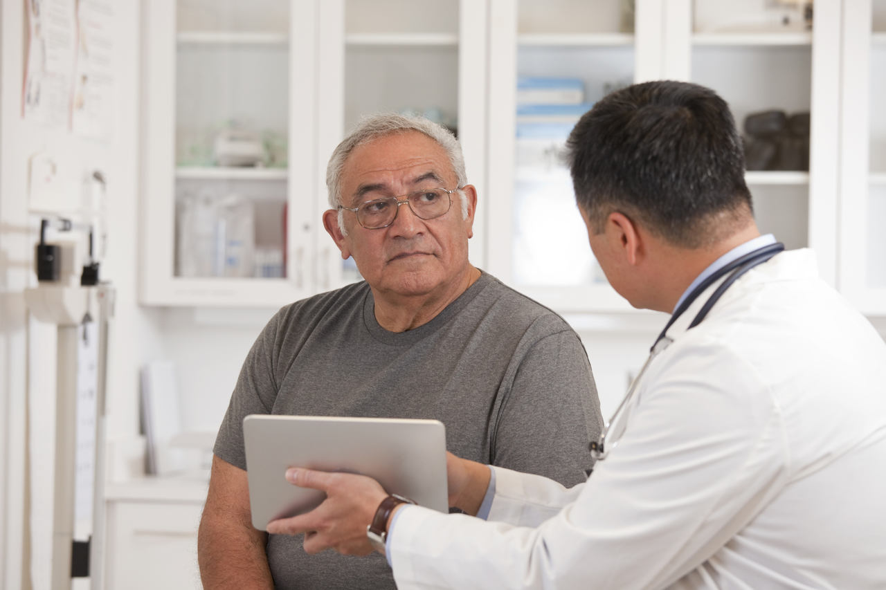 Informar os direitos legais do paciente com câncer é uma função essencial das equipes médicas. Veja a importância deste assunto e como tratá-lo!